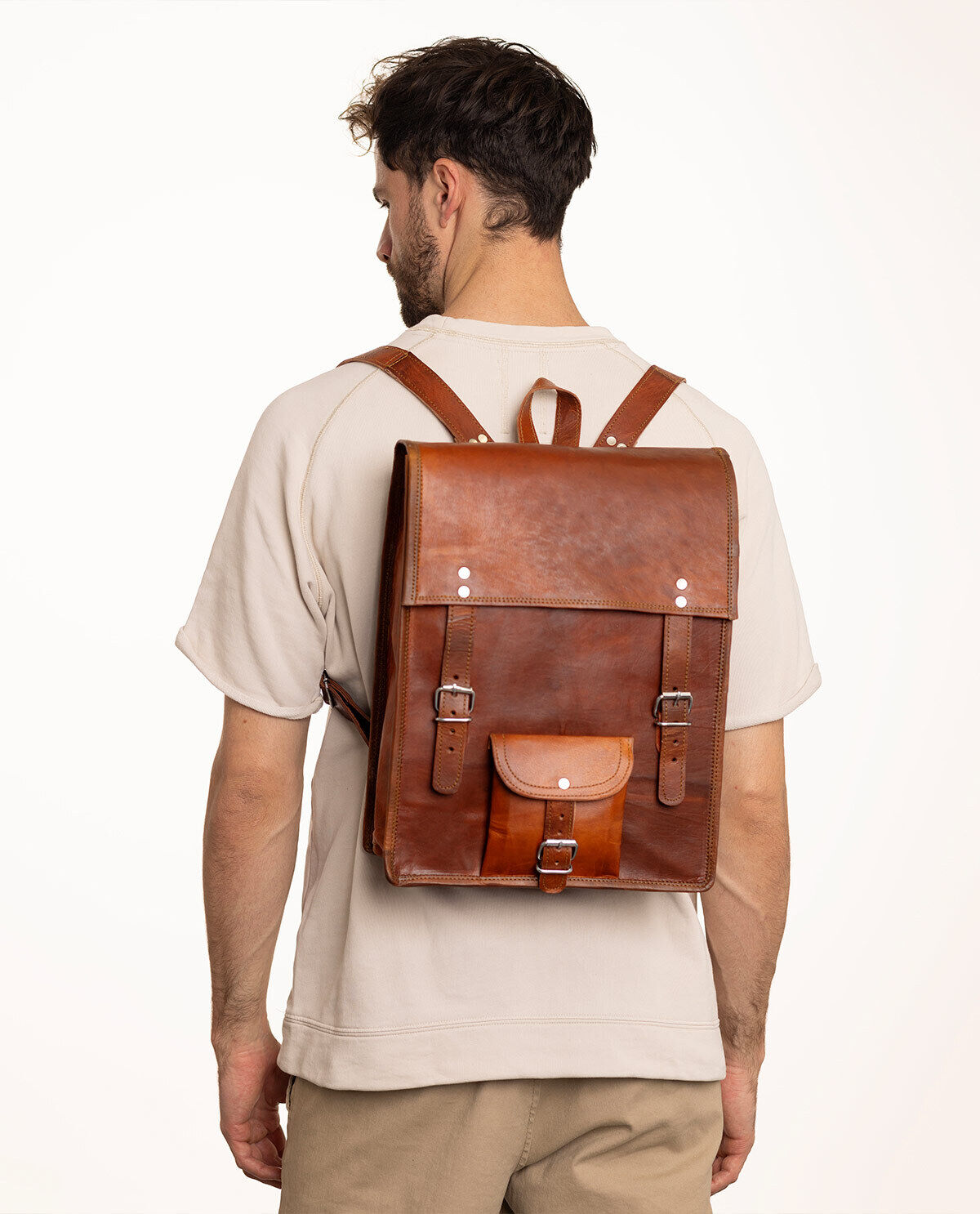 mochila-de-cuero-hombre-139fnh-1.jpg